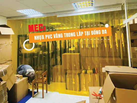 Rèm Nhựa PVC Màu Vàng Trong Lắp Tại Đống Đa