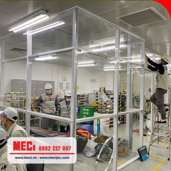 Vách Nhựa PVC Trong Chống Bụi, Ngăn Lạnh, Không Vỡ Vụn