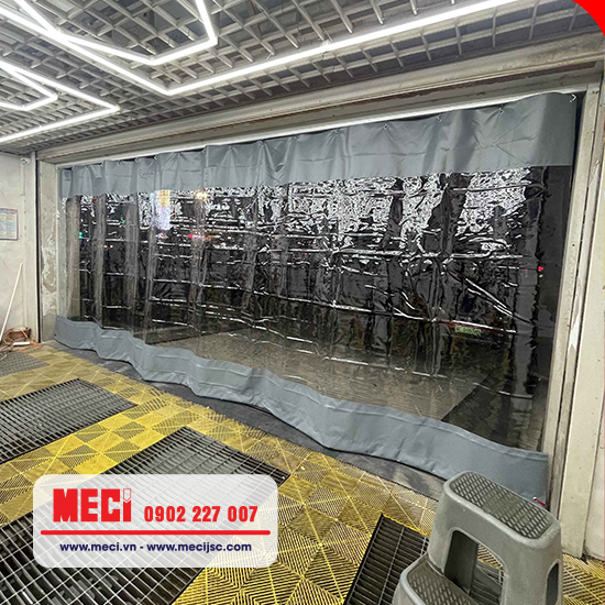 Bạt nhựa sử dụng làm rèm nhựa ngăn nước