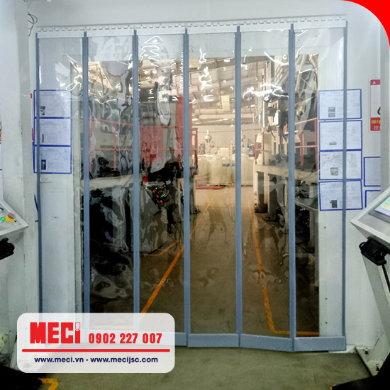Rèm nam châm từ lắp bên trong nhà máy